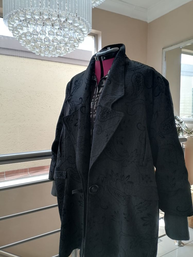 Ladies Charcoal Drop Notch Shawl Collar